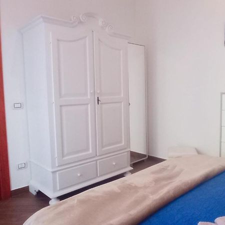 Al Molo 6 Apartment Palermo Ngoại thất bức ảnh