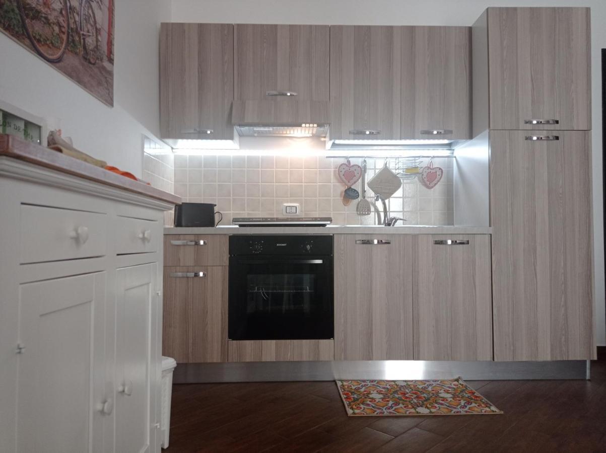 Al Molo 6 Apartment Palermo Ngoại thất bức ảnh